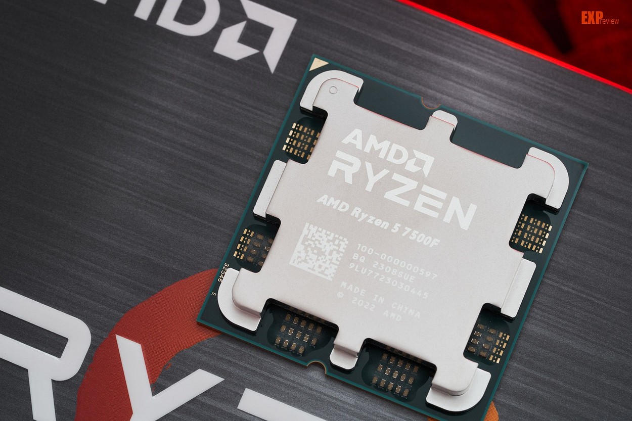 AMD 7500f. 5 7500f. Razen 5 7500f. Ryzen 5 7500f фото с рук.